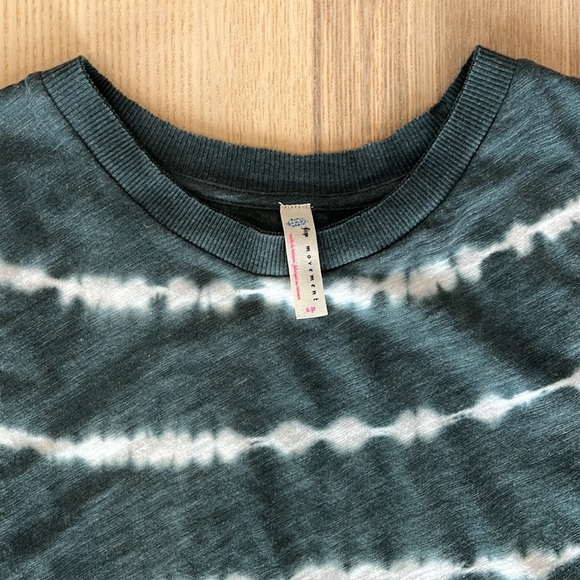 Free People Movement Tank S Like New - Picture 3 of 3